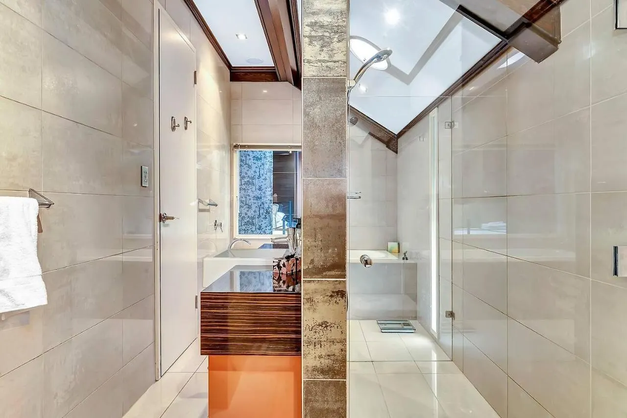 Parish Court - A Unique Contemporary Conversion Adelaide
